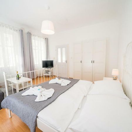 Apartments Pushkin Prague Exterior photo