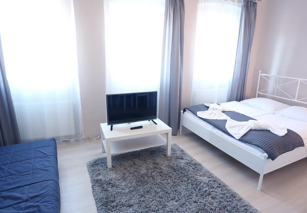 Apartments Pushkin Prague Room photo